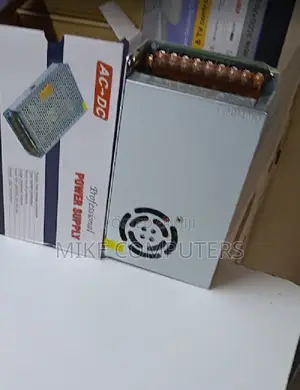 High Efficiency 20a Switching Power Supply With Cooling Fan