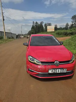Volkswagen Golf TSI S FWD 2018 Red