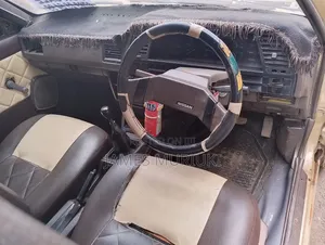 Nissan Sunny 1999 Gold