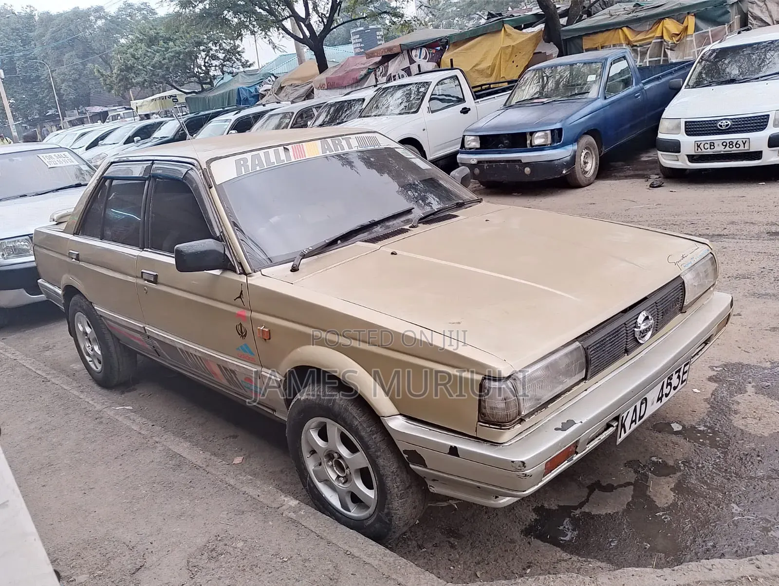 Nissan Sunny 1999 Gold