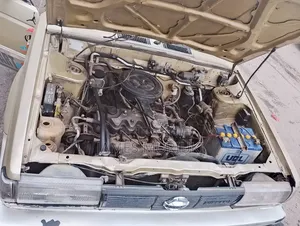 Nissan Sunny 1999 Gold