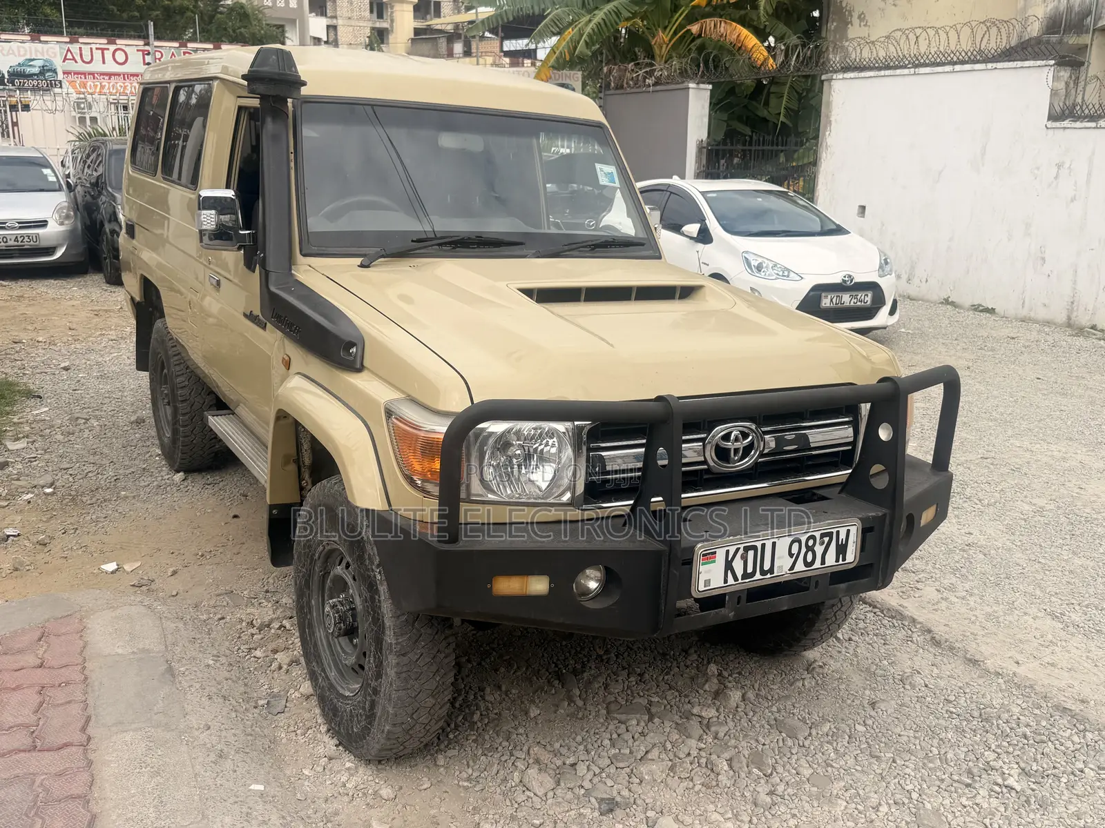 Toyota Land Cruiser 2018 Beige
