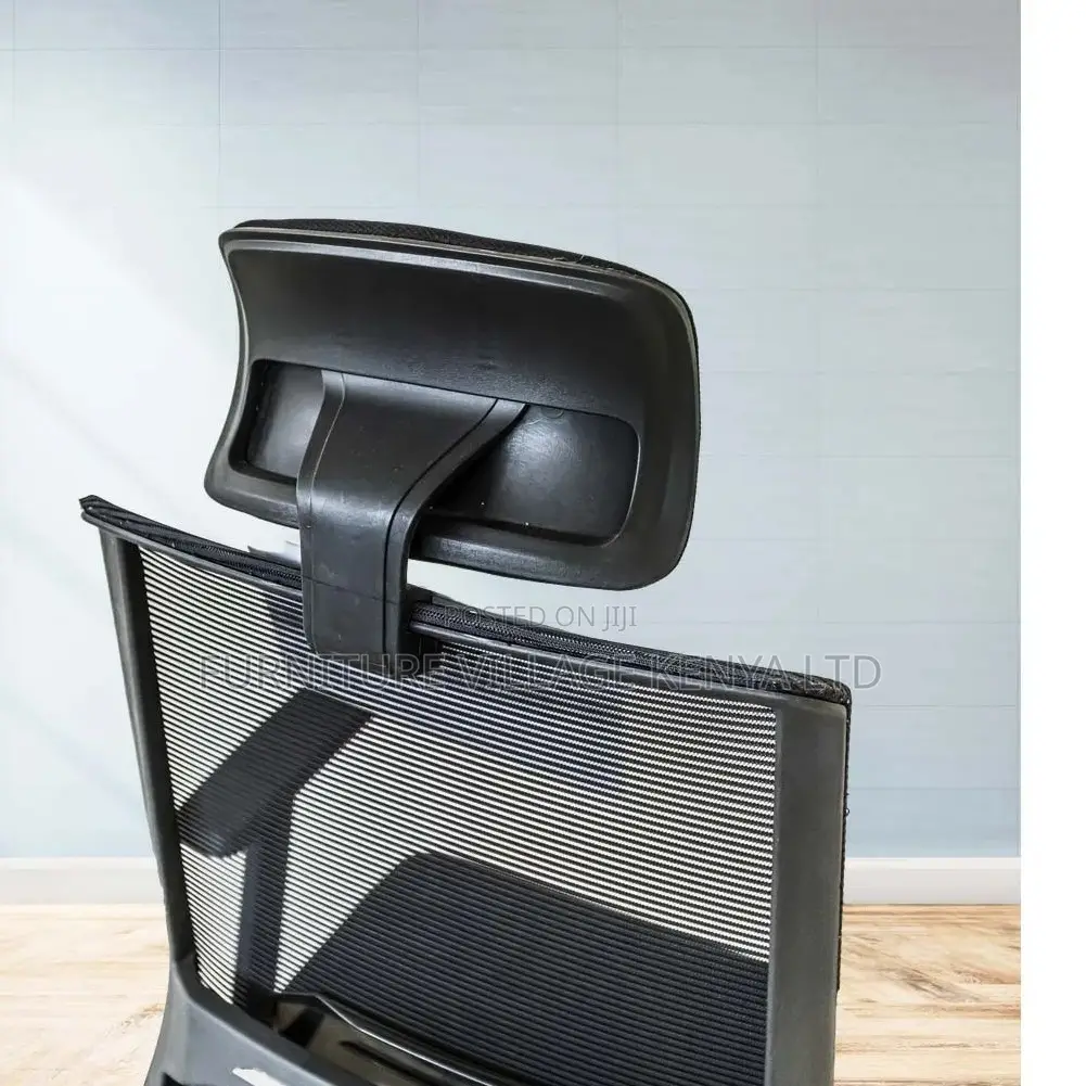 Ergonomic Heigt Adjustable Chair With Headrest