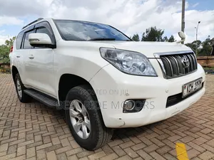 Toyota Land Cruiser Prado 2010 White