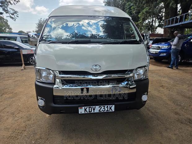 New Toyota HiAce 2019 White