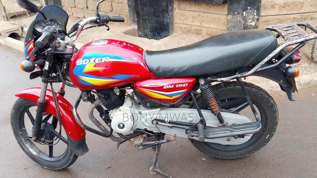 Bajaj Boxer 150 UG 2023 Red
