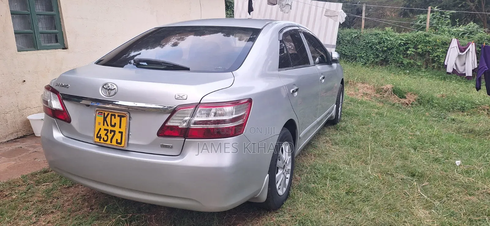 Toyota Premio 2013 Silver