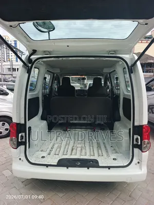 Nissan NV200 2018 White