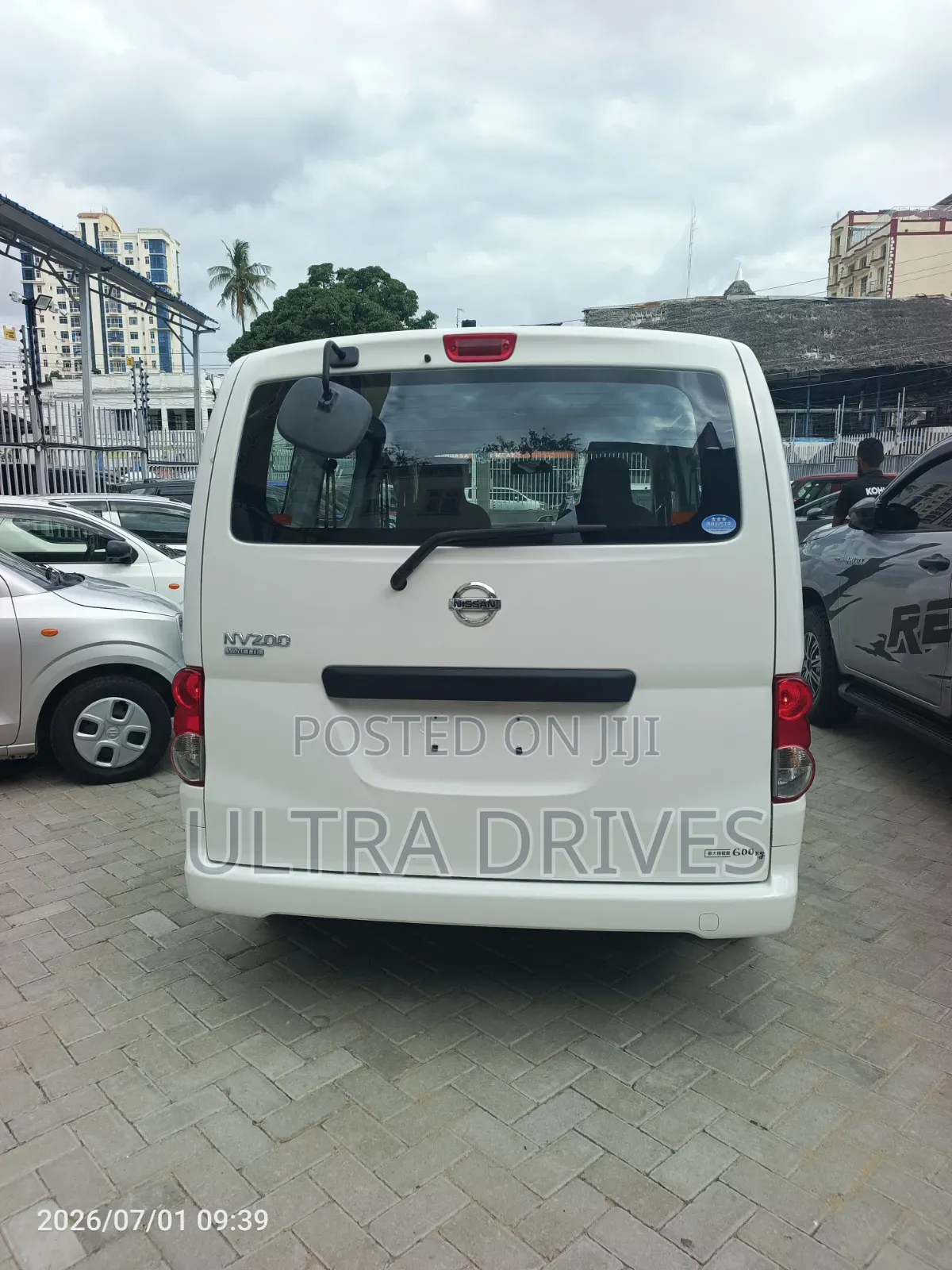 Nissan NV200 2018 White