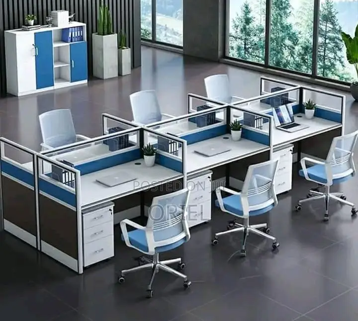 Office Workstation : 6-Seater Staff Office Workstation