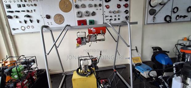 1 Tonne (1000kg) Concrete Hoist – Building Site Lifting Machine
