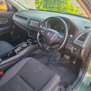 Honda Vezel 2020 Green