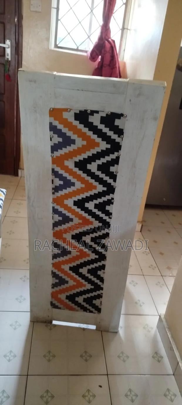 Dinning Table - thumbnail 5