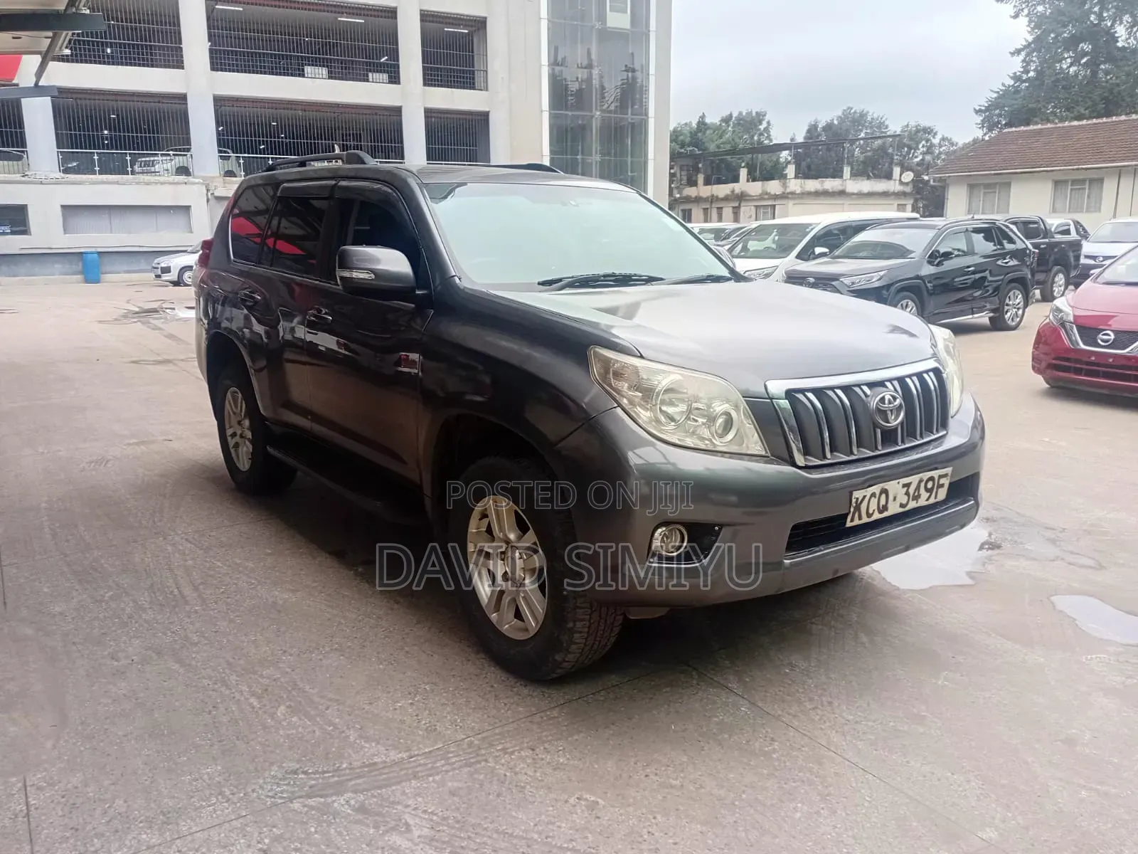 Toyota Land Cruiser Prado 2010 Gray