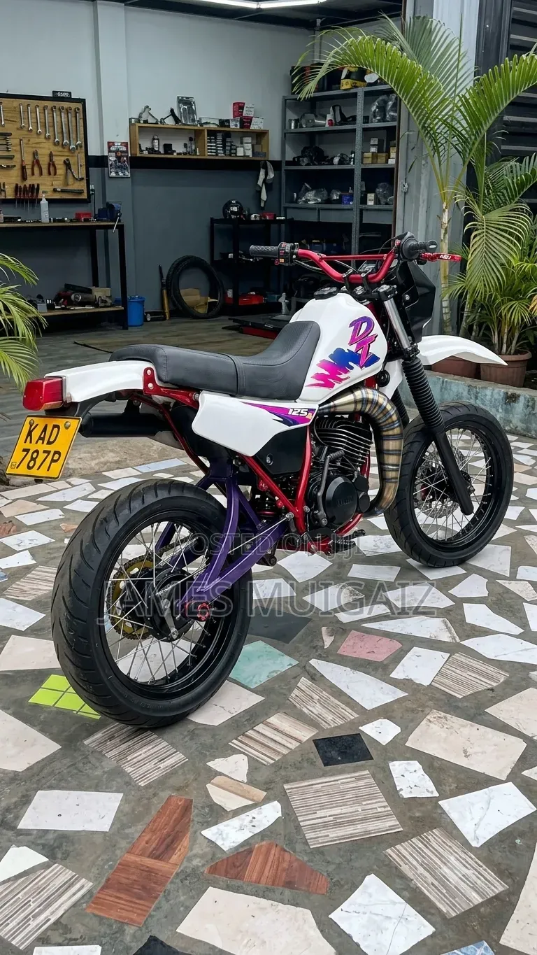 Yamaha DT175 1997 White
