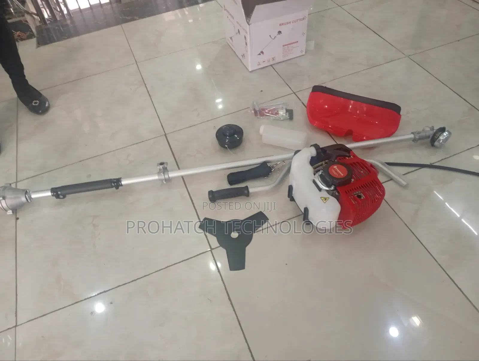 4 Stroke Brush Cutter Petrol Powered With 8 Blades/Premier Brush