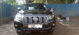 Toyota Land Cruiser Prado 2018 Black
