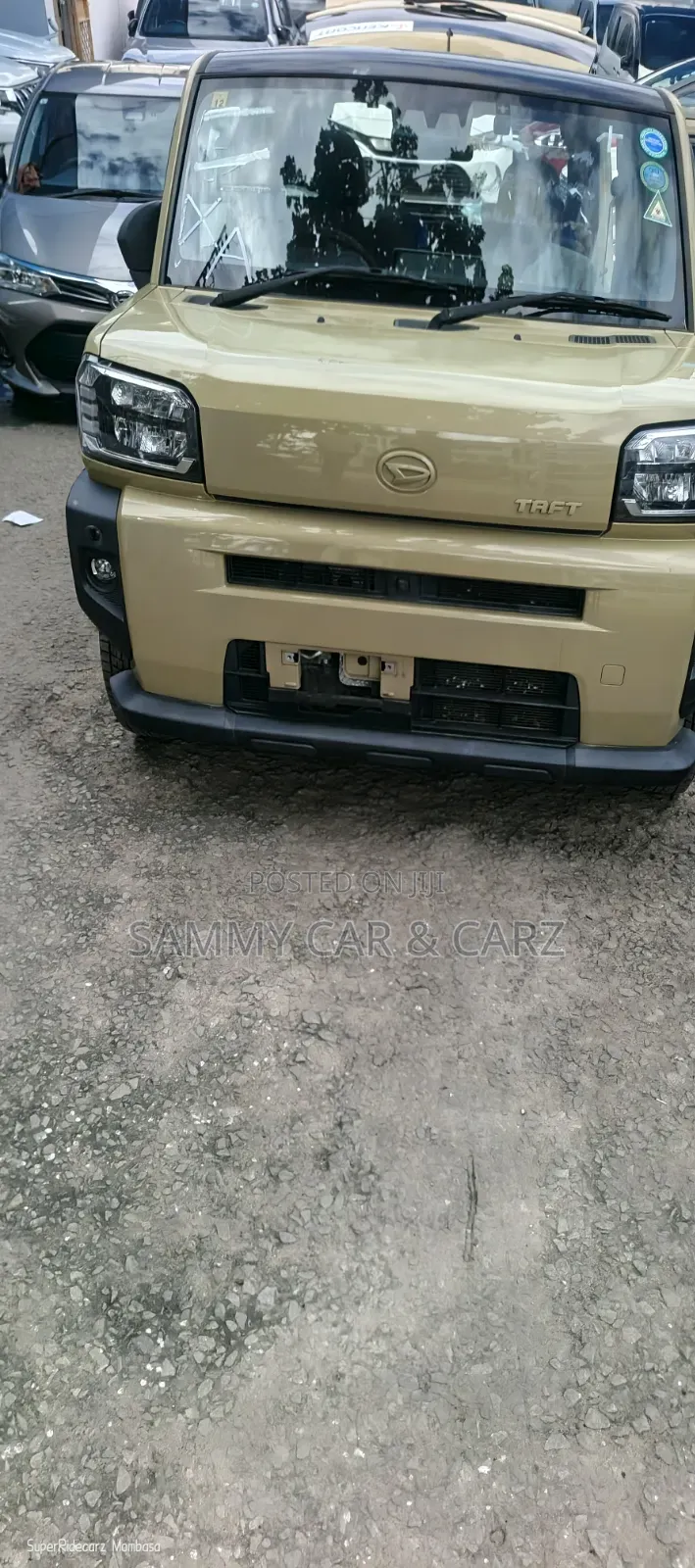 Daihatsu Tanto 2021