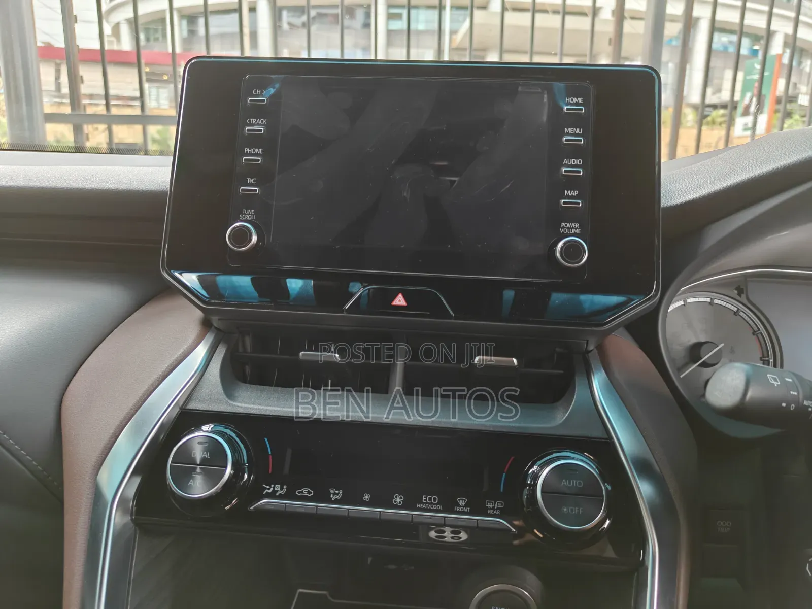 Toyota Harrier 2.0 2021 Blue