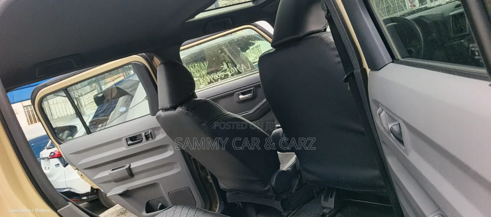 Daihatsu Tanto 2021