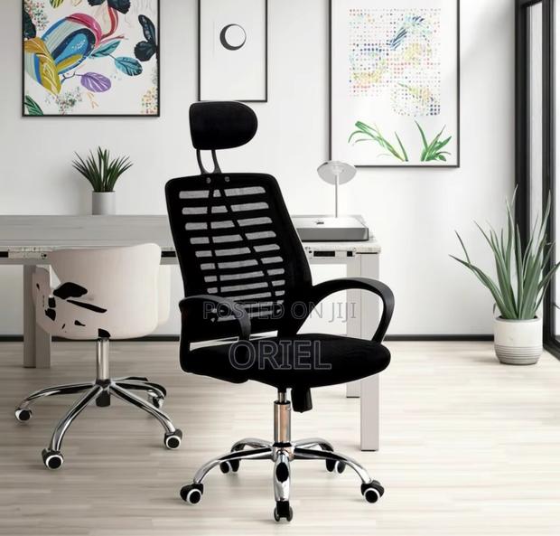 Office Chair : Ergonomic Swivel Office High-Back Chair - thumbnail 2