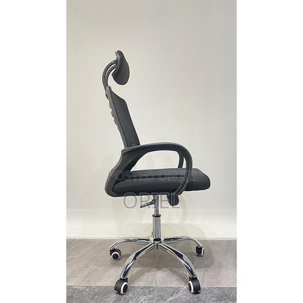 Office Chair : Ergonomic Swivel Office High-Back Chair - thumbnail 3