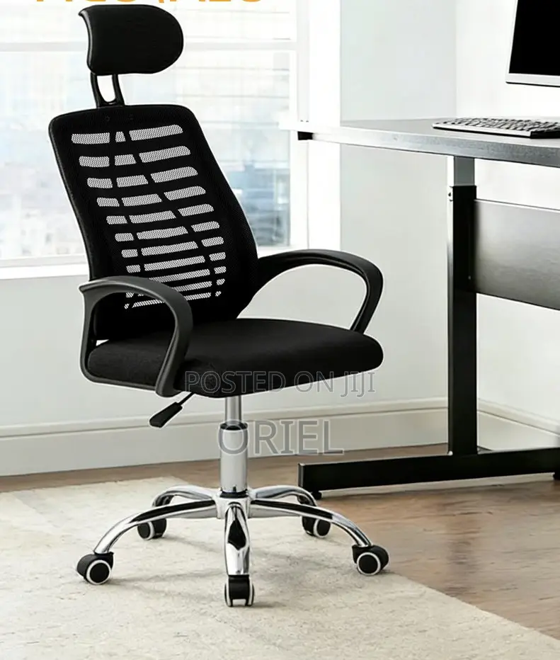 Office Chair : Ergonomic Swivel Office High-Back Chair