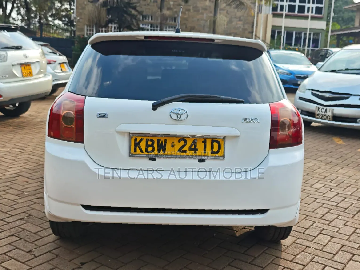 Toyota Corolla RunX 2006 White