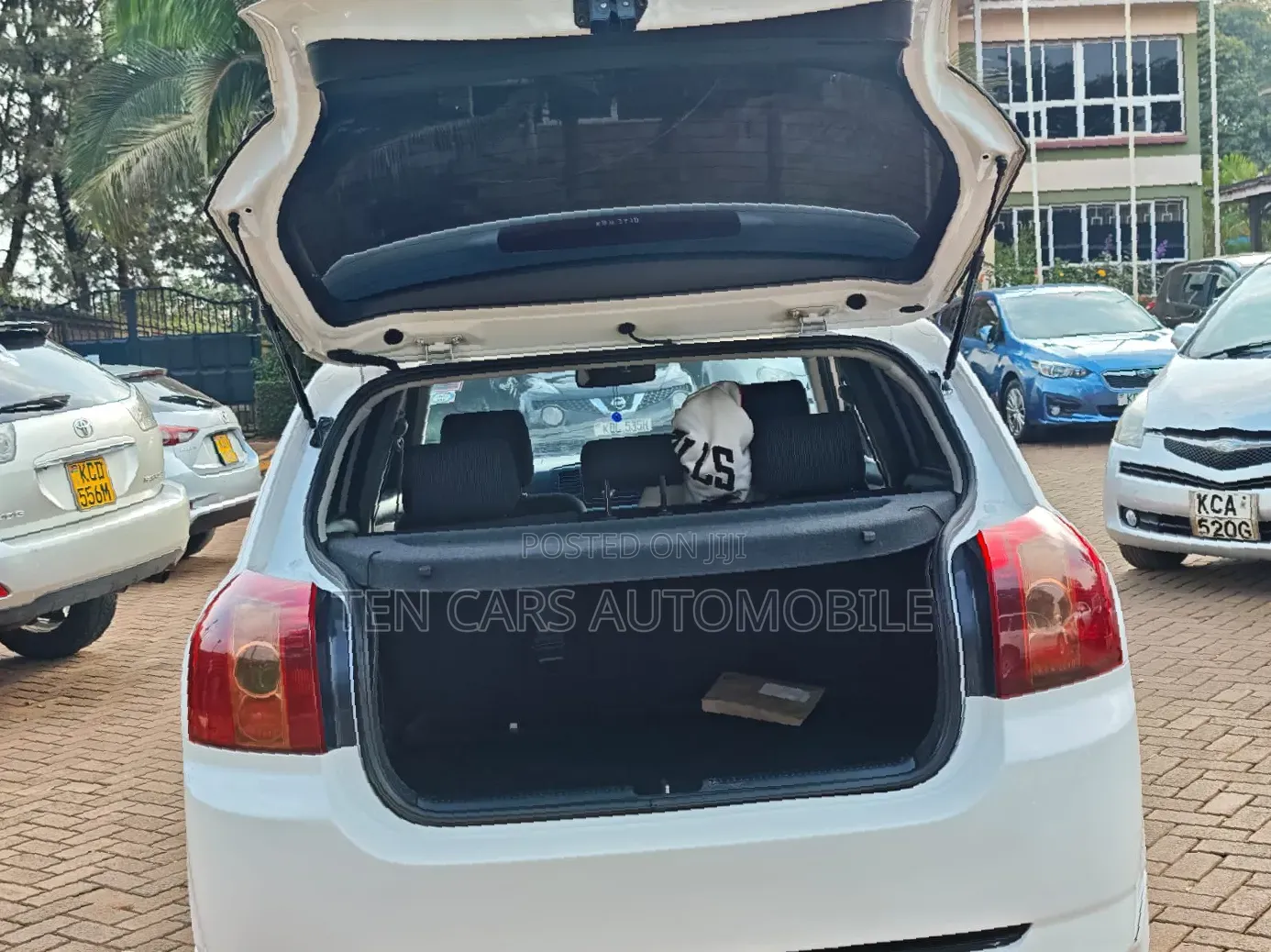 Toyota Corolla RunX 2006 White