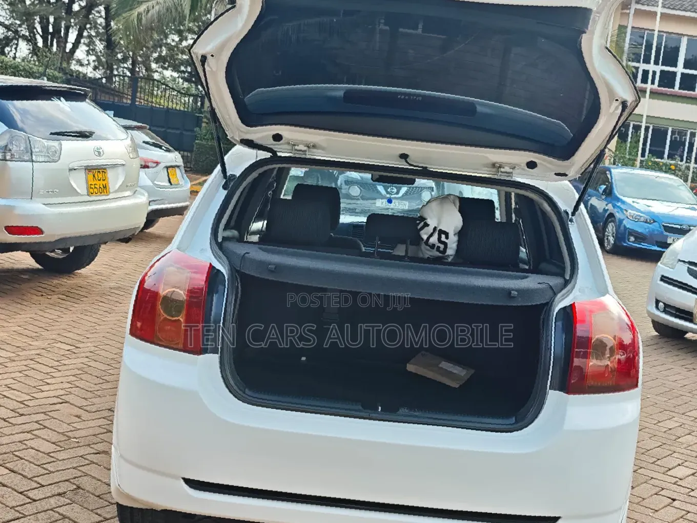 Toyota Corolla RunX 2006 White