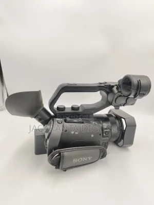 Sony PXW-X70 Professional Video Camera