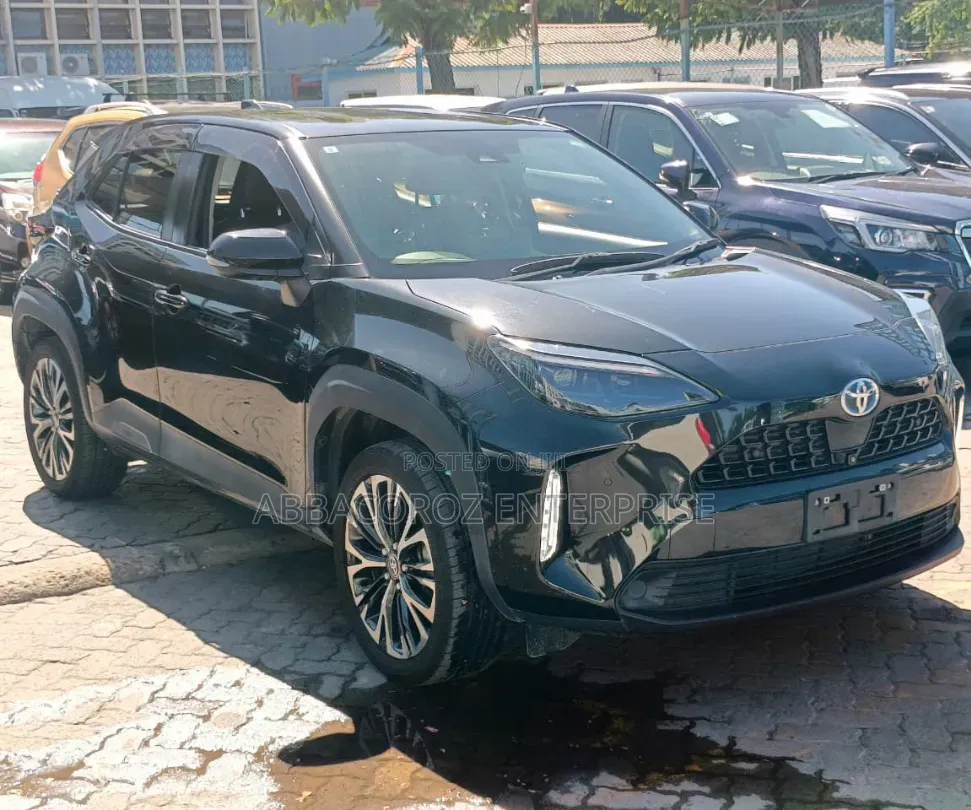 Toyota Yaris 2021 Black