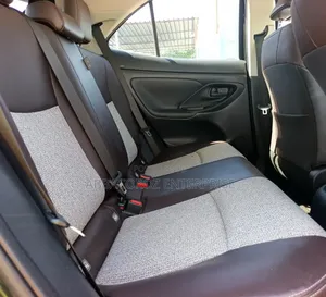 Toyota Yaris 2021 Black