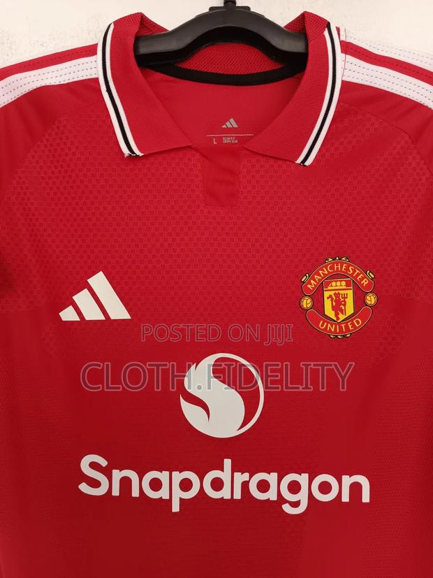 Manchester United Home Jersey 26/27. ( Player Version) - thumbnail 3