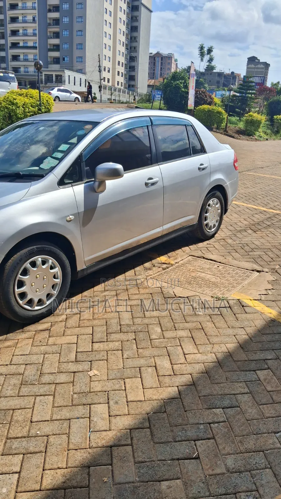 Nissan Tiida 2010