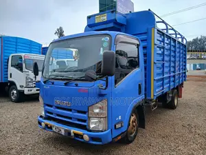 Isuzu Elf 2014