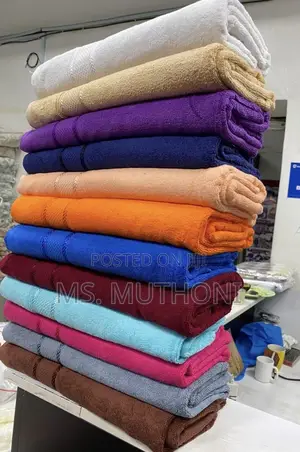 Super Absorbent Cotton Towels in Medium / Large Size