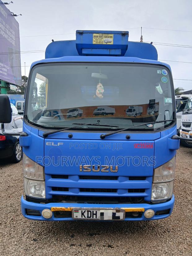 Isuzu Elf 2014 - thumbnail 3