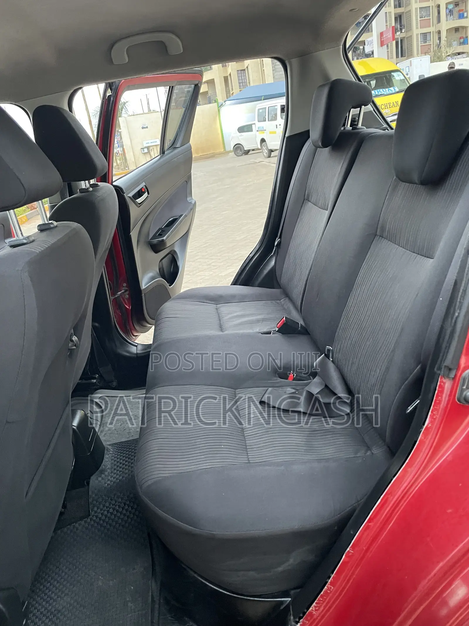 Suzuki Swift 2012 Maroon