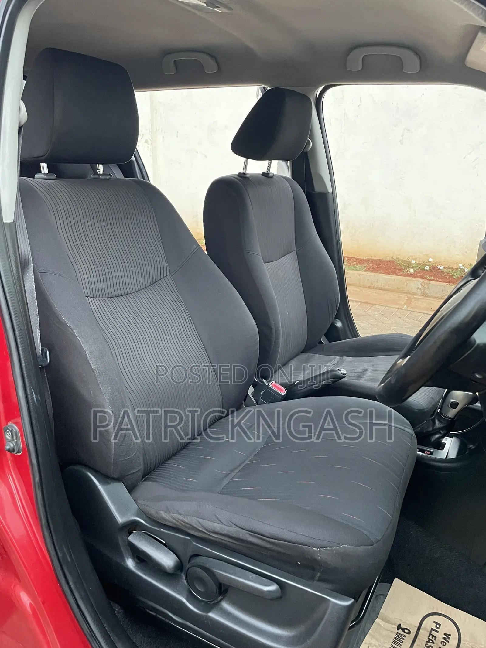 Suzuki Swift 2012 Maroon