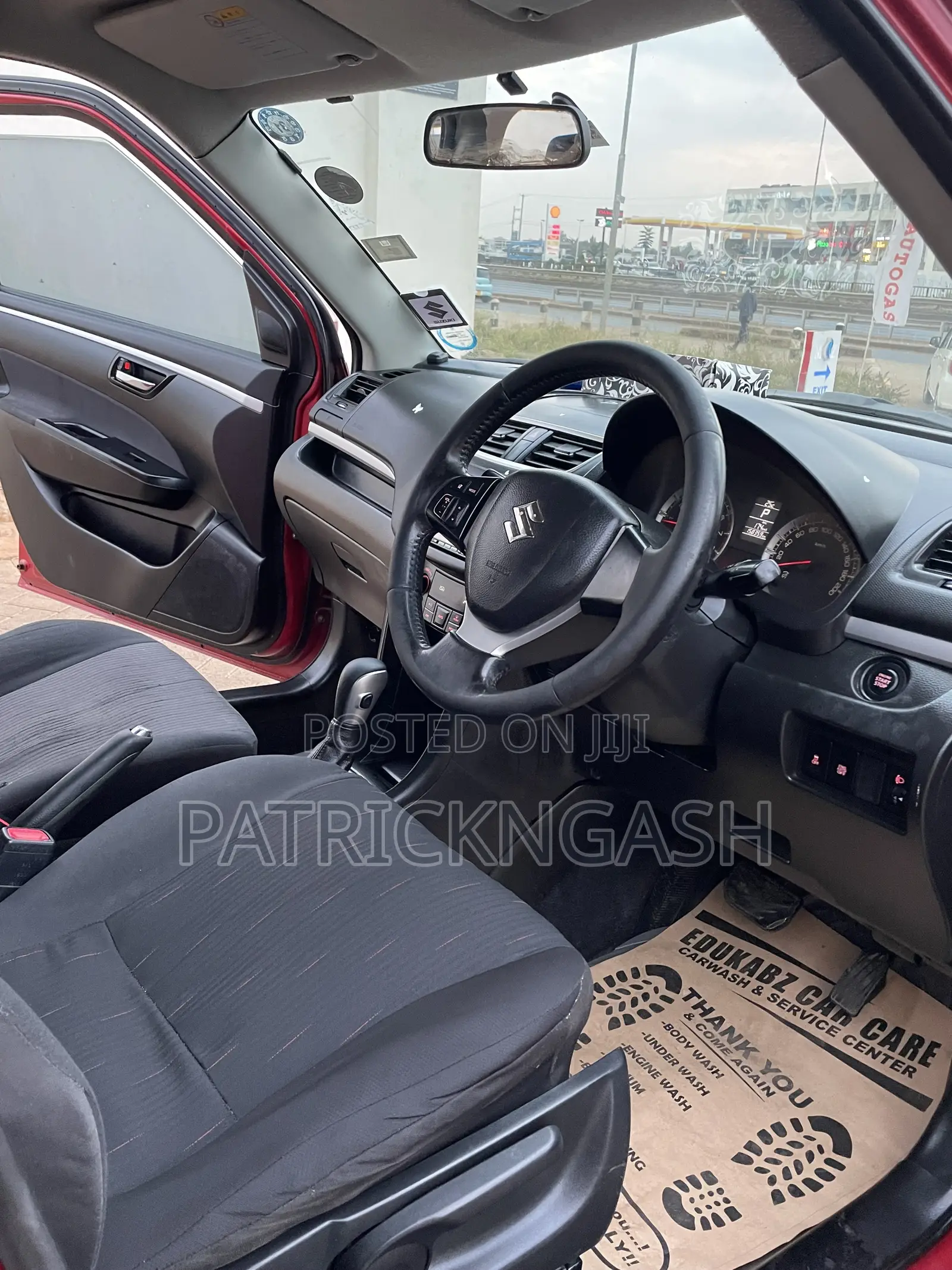 Suzuki Swift 2012 Maroon