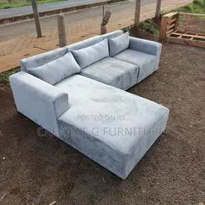 Modern 6‐Seater Grey L‐Shaped Sofa