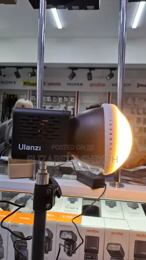Ulanzi L023 40w Pro Cob Fill Light Black(With Adaptor)