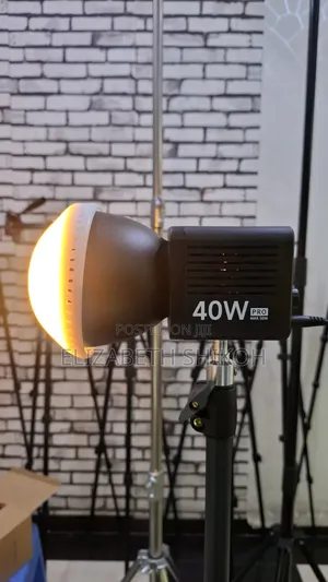 Ulanzi L023 40w Pro Cob Fill Light Black(With Adaptor)