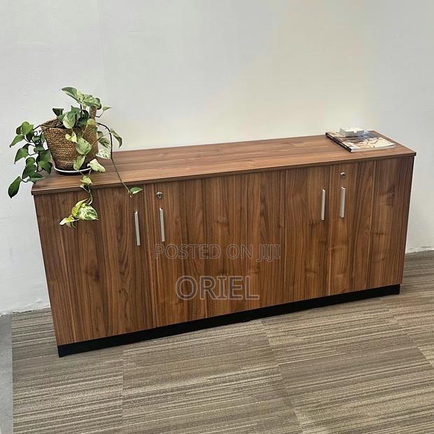 Office Credenza : Office 4-Door Storage Credenza - thumbnail 16