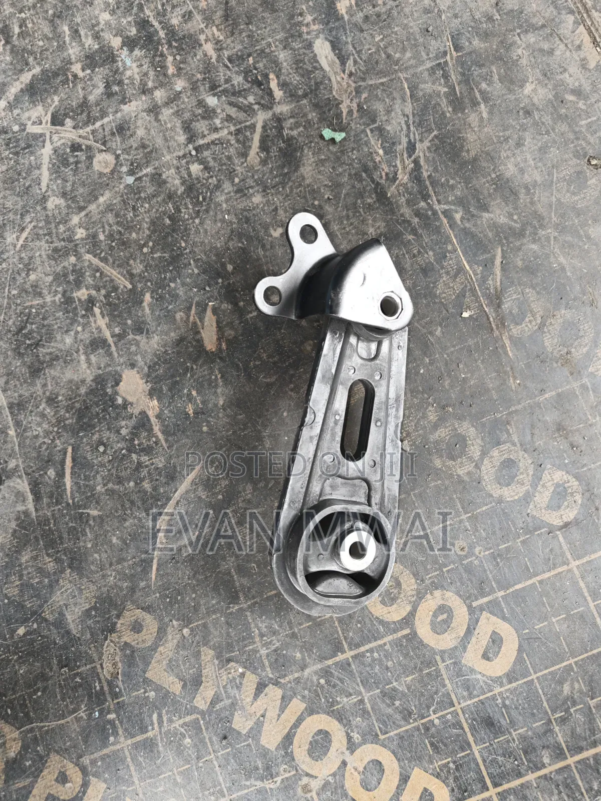 Mazda Denio Gearbox Mounting Available