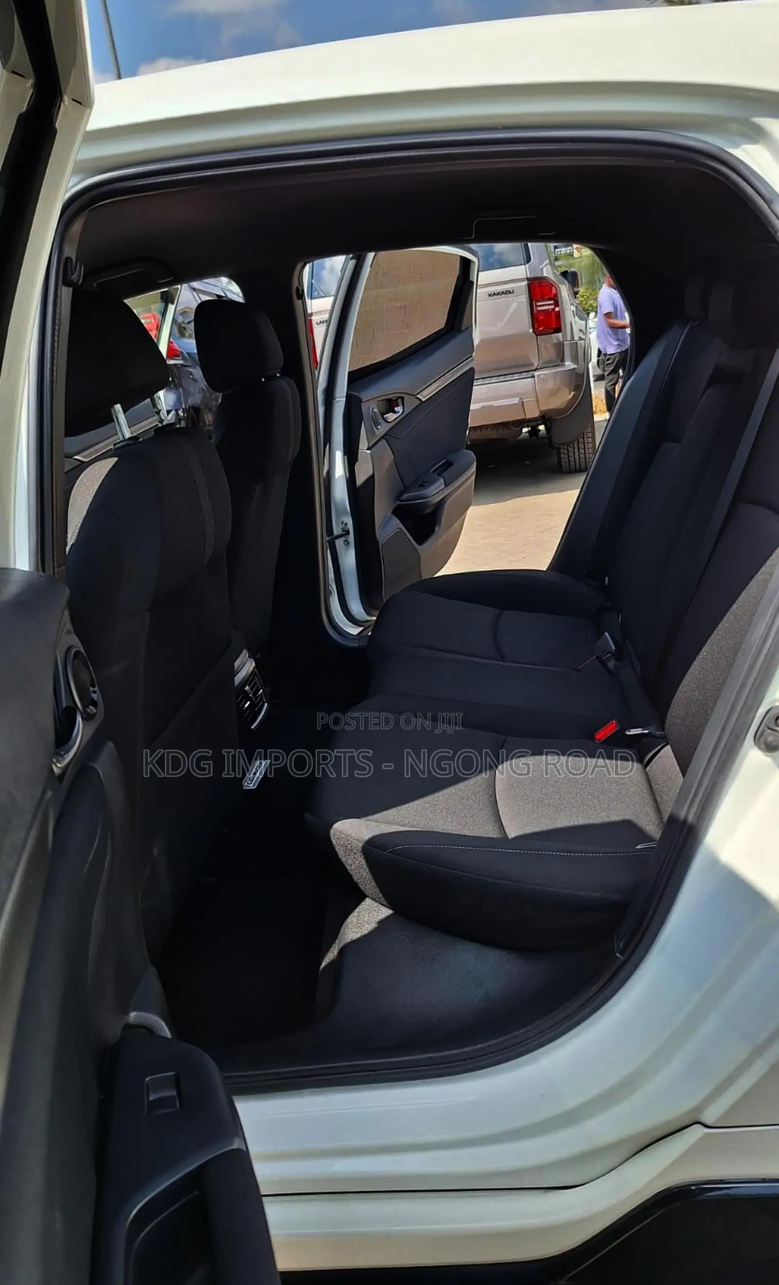 Honda Civic 2019 Pearl