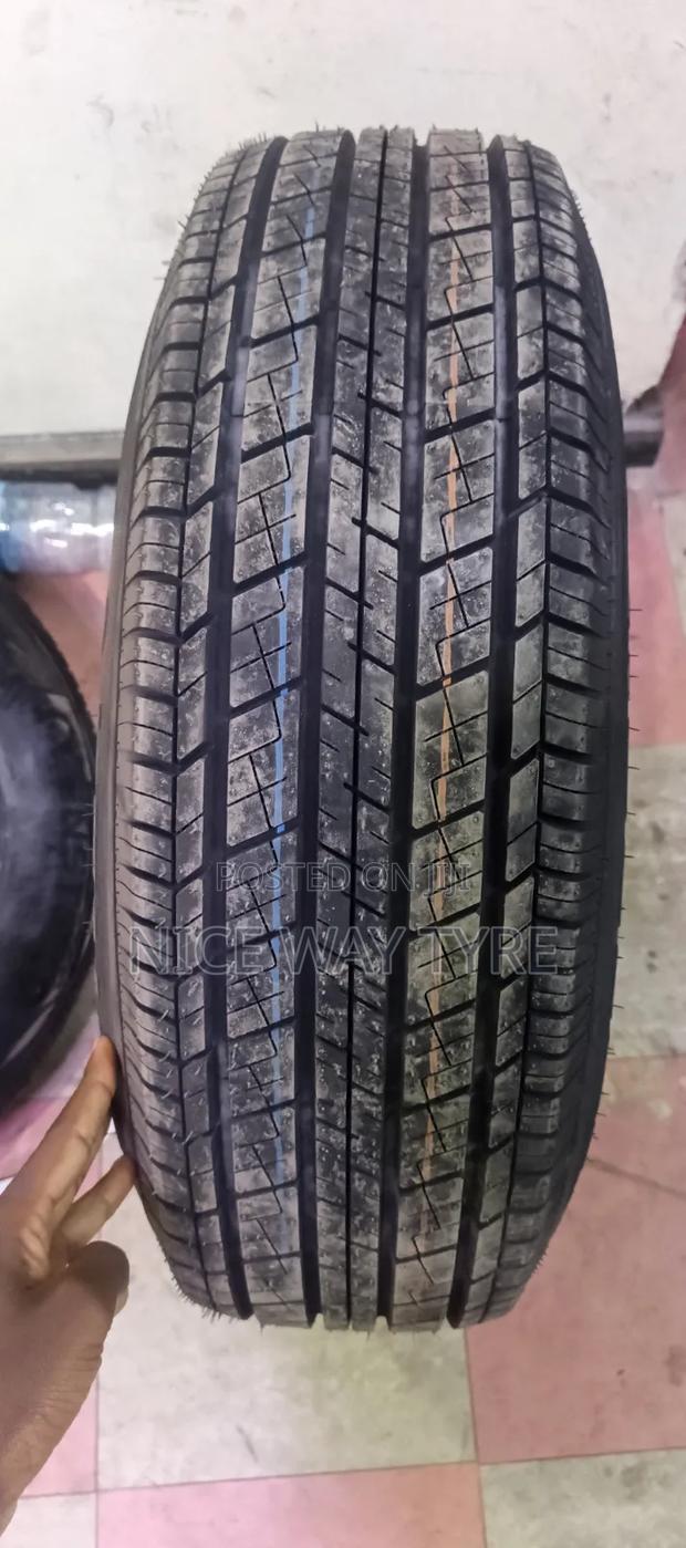 215/70r16 Lestone - thumbnail 2