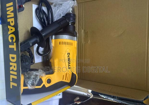 Dewalt Drill - thumbnail 2