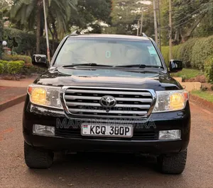Toyota Land Cruiser Prado 2011